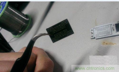 制作U盤全過程，由PCB做起