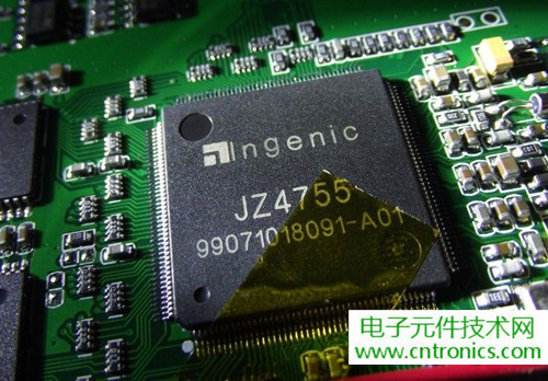 探秘電子紙！一款電紙書的電子墨水屏拆解