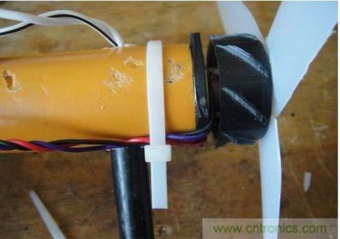 創(chuàng)意DIY！迷你風力發(fā)電機！