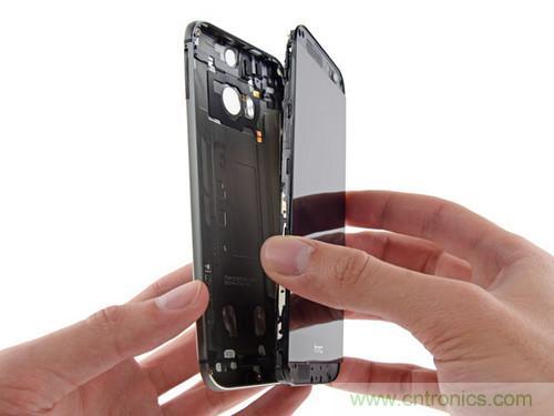 牛人強拆！新HTC One(M8)真機精密做工難修理