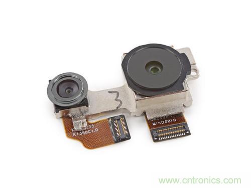 牛人強拆！新HTC One(M8)真機精密做工難修理