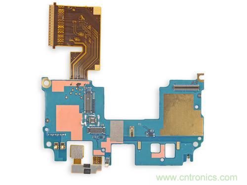 牛人強拆！新HTC One(M8)真機精密做工難修理