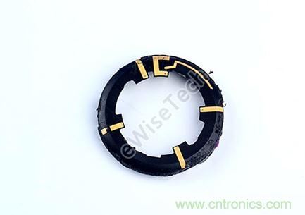 MOTO 360二代智能手表拆解:只有細節,沒有亮點