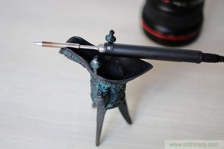 一款能喚起 70 后工程師朋友“童年趣事”的迷你電烙鐵！