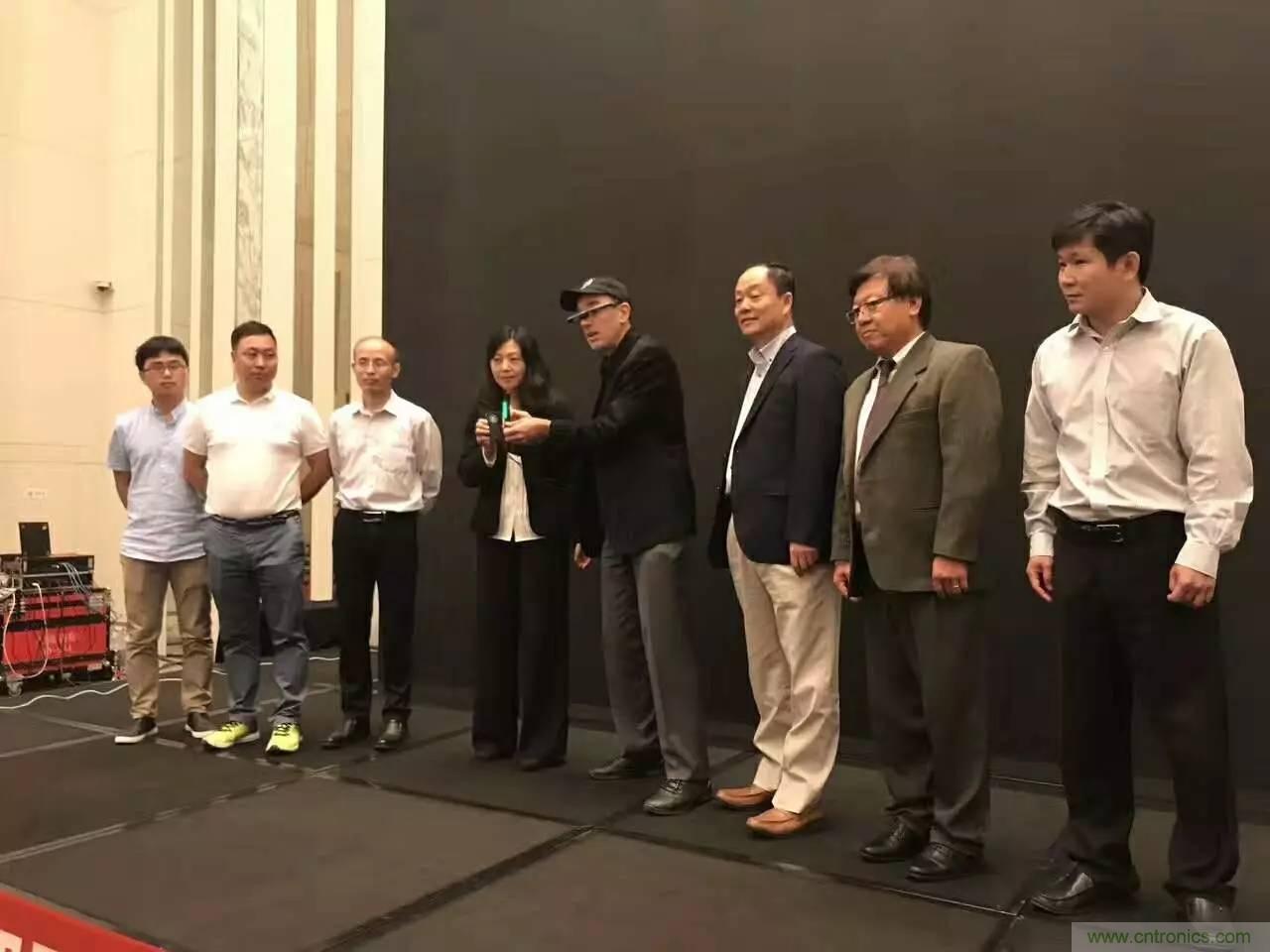 深圳要聞|全球可穿戴之父Steve Mann來深圳了！2017深圳智能穿戴,VR/AR前沿技術論壇暨開發者交流酒會