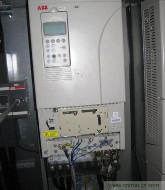 變頻器的輸出頻率調高，那么輸出電壓將如何提高？